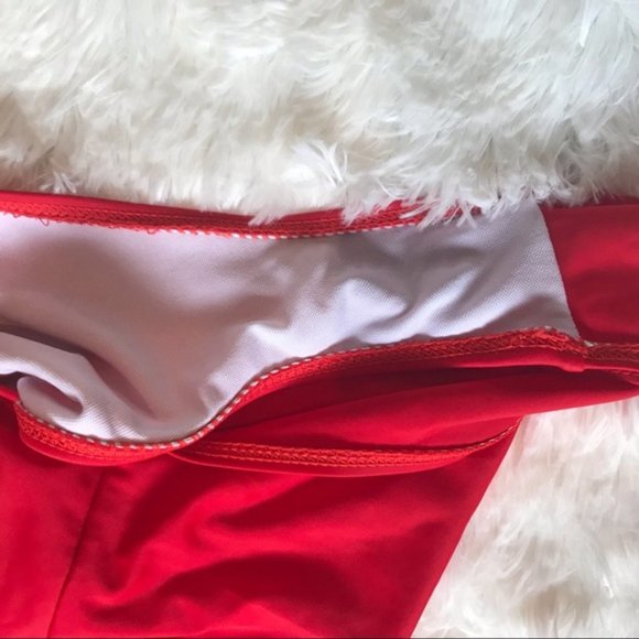 Stripsky BAE WATCH swim suit. BNWOT size Small - Picture 4 of 8